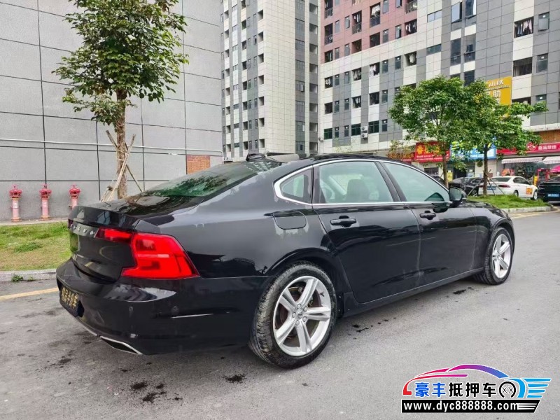 18年沃尔沃S90轿车抵押车出售