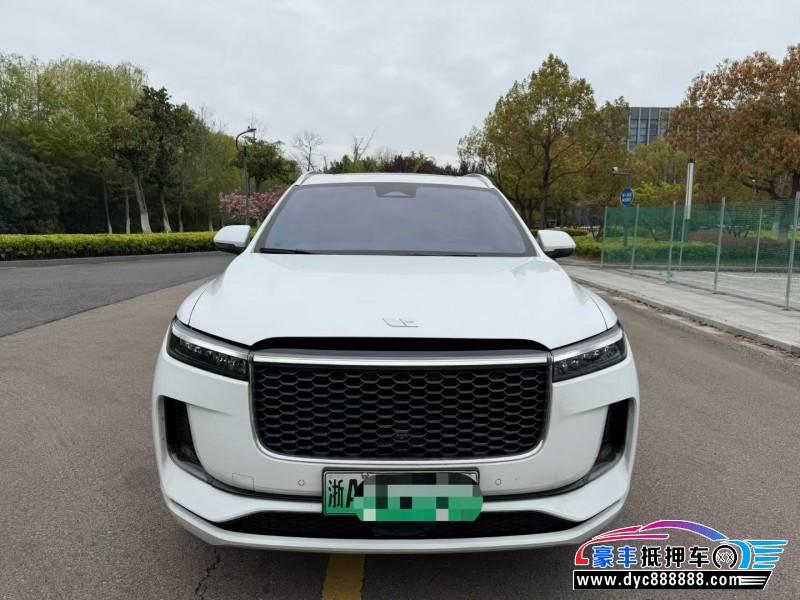 22年理想ONE轿车抵押车出售
