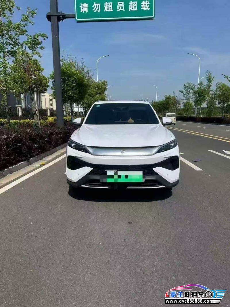 25年比亚迪宋轿车抵押车出售