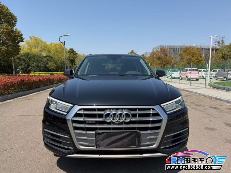 20年奥迪Q5轿车抵押车出售