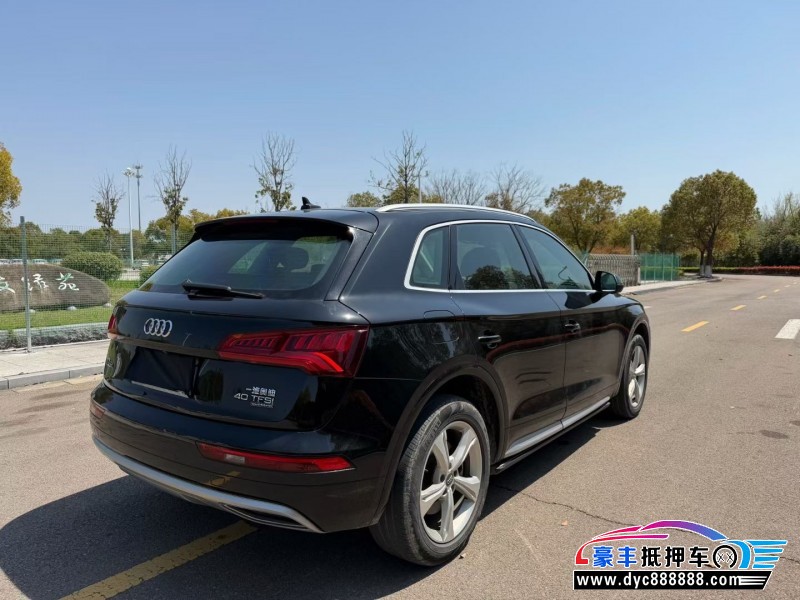 20年奥迪Q5轿车抵押车出售