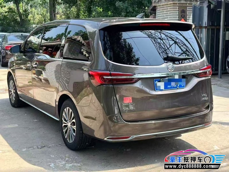 23年别克GL8轿车抵押车出售