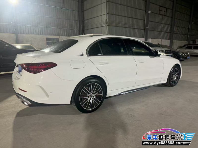 22年奔驰C轿车抵押车出售