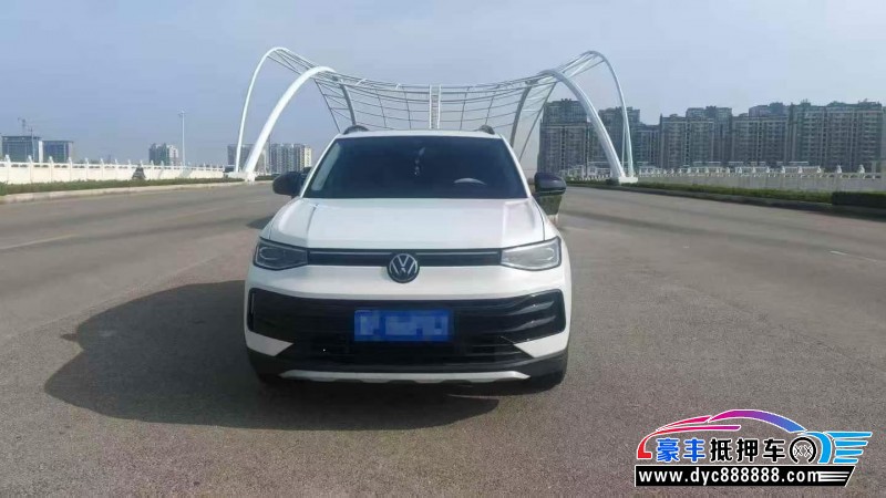 抵押车出售25年大众探岳轿车