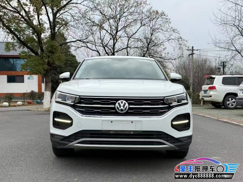 抵押车出售19年大众探岳轿车