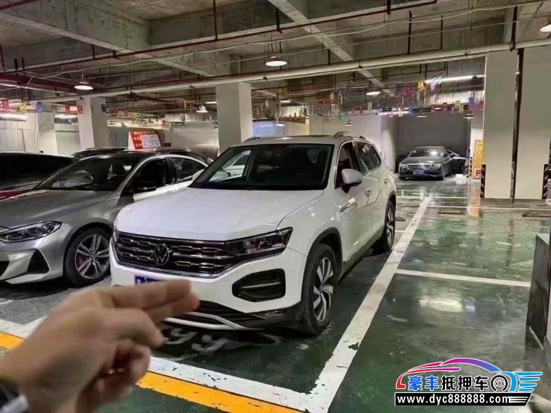 抵押车出售22年大众探岳轿车