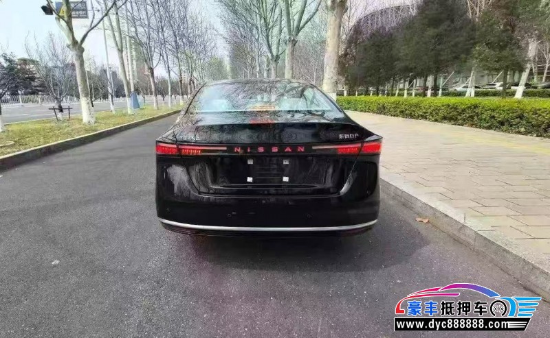 26年日产天籁轿车抵押车出售