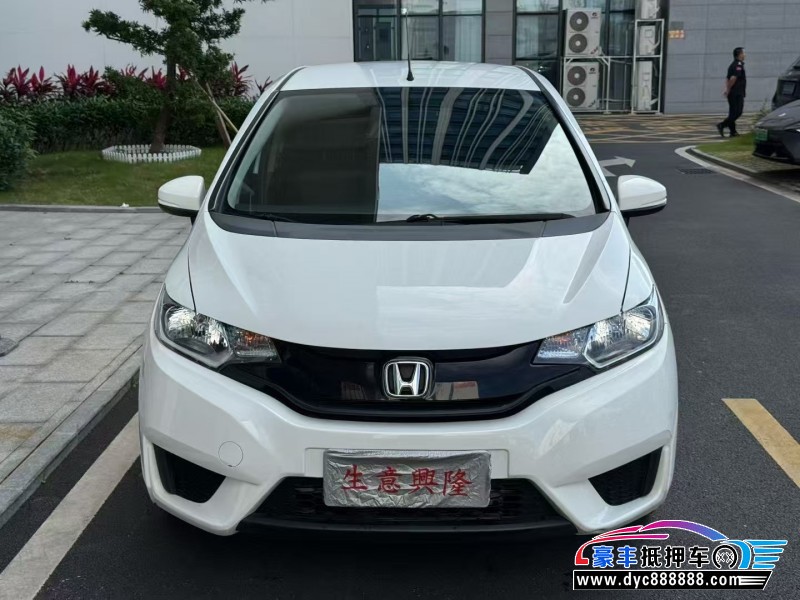 抵押车出售15年本田飞度轿车