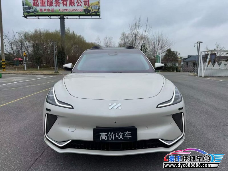 抵押车出售25年智己LS7轿车