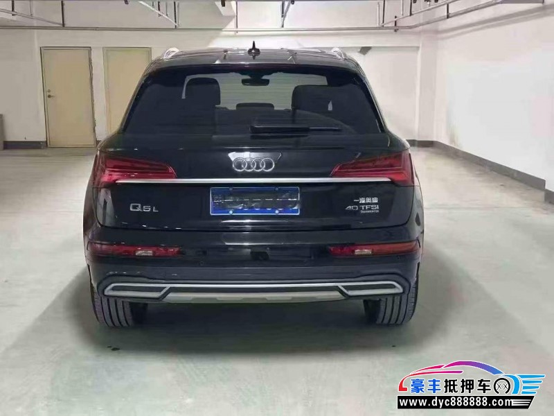 23年奥迪Q5轿车抵押车出售