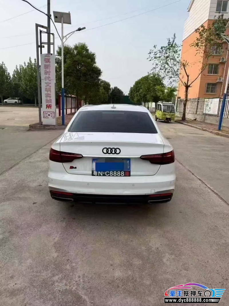 24年奥迪A4L轿车抵押车出售