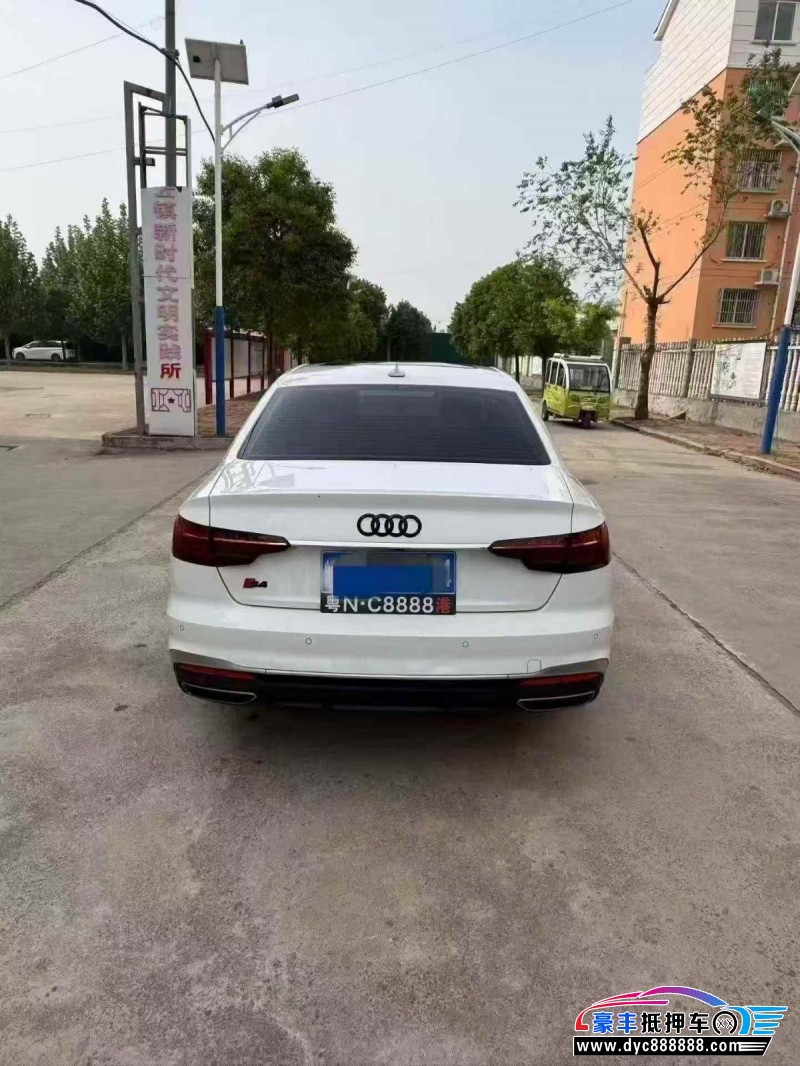 24年奥迪A4L轿车抵押车出售