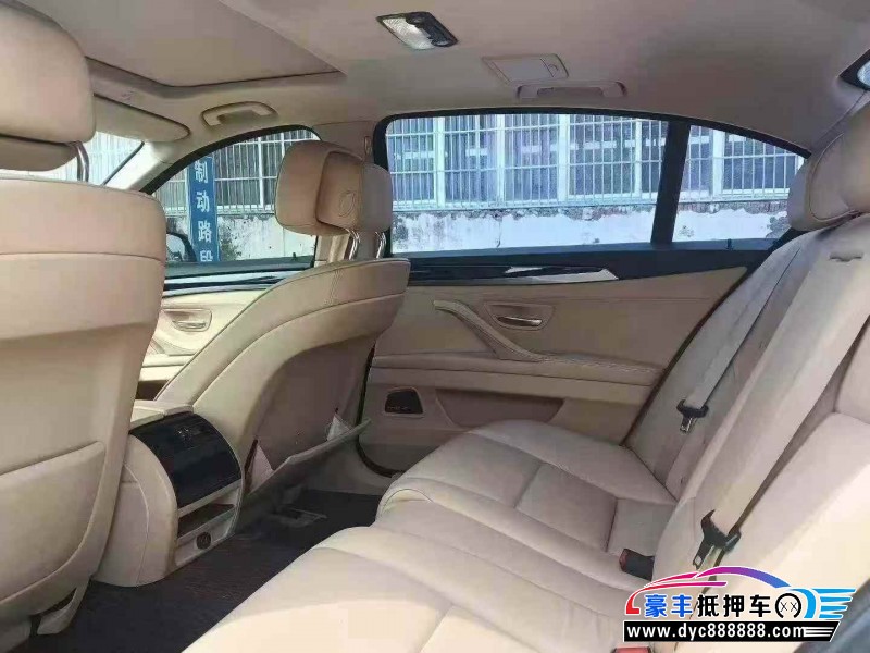 13年宝马5系轿车抵押车出售