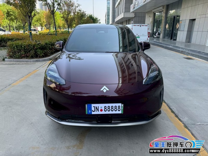 抵押车出售25年埃安昊铂轿车