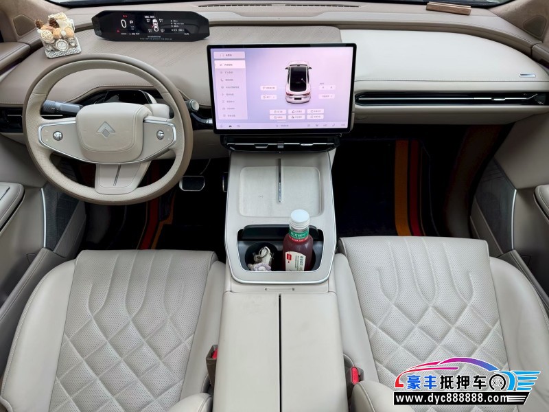 25年埃安昊铂轿车抵押车出售