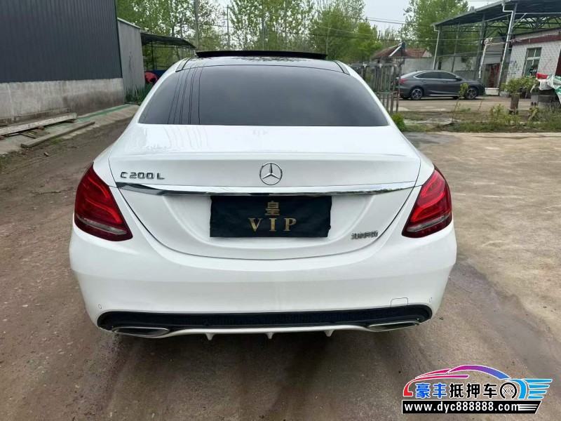 18年奔驰C轿车抵押车出售