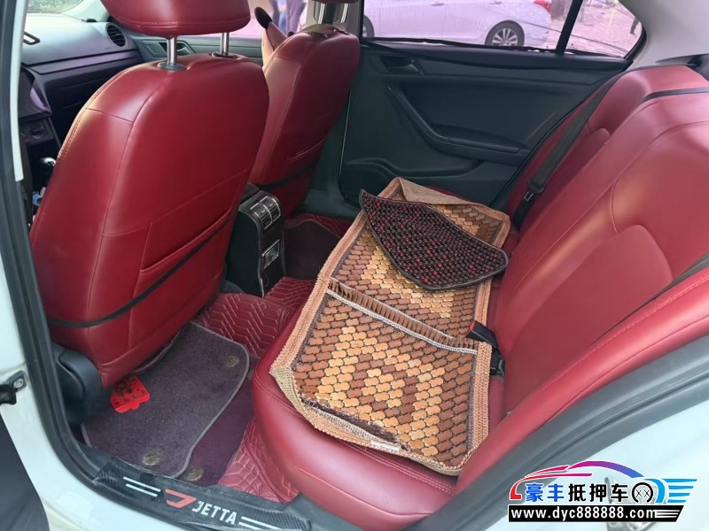 17年大众捷达轿车抵押车出售