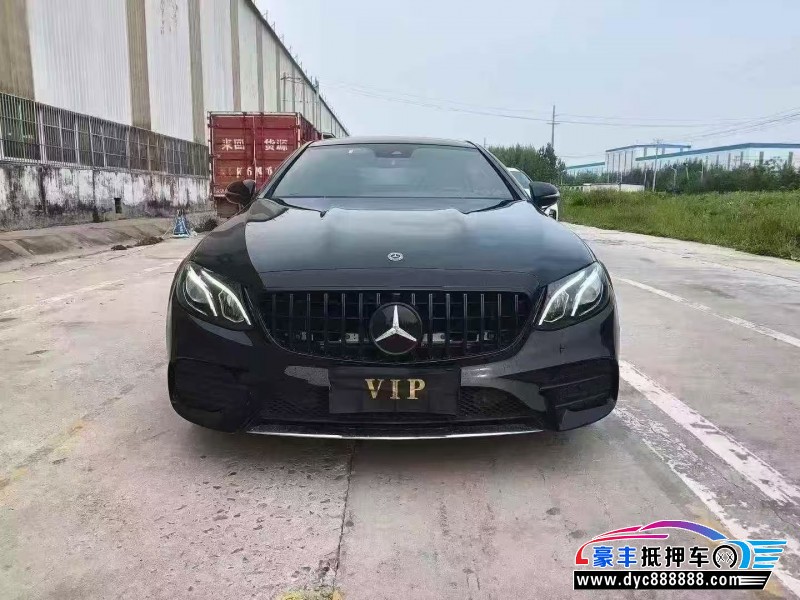17年奔驰E轿车抵押车出售