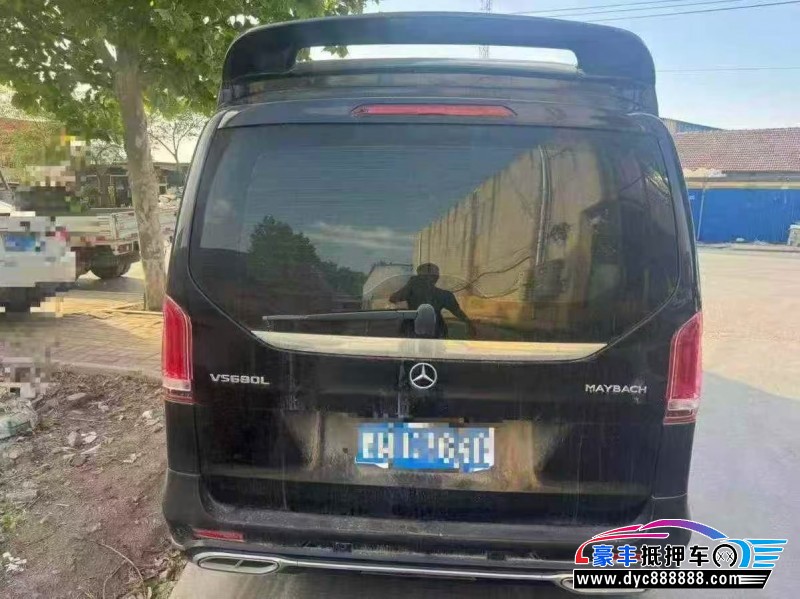 19年奔驰V轿车抵押车出售