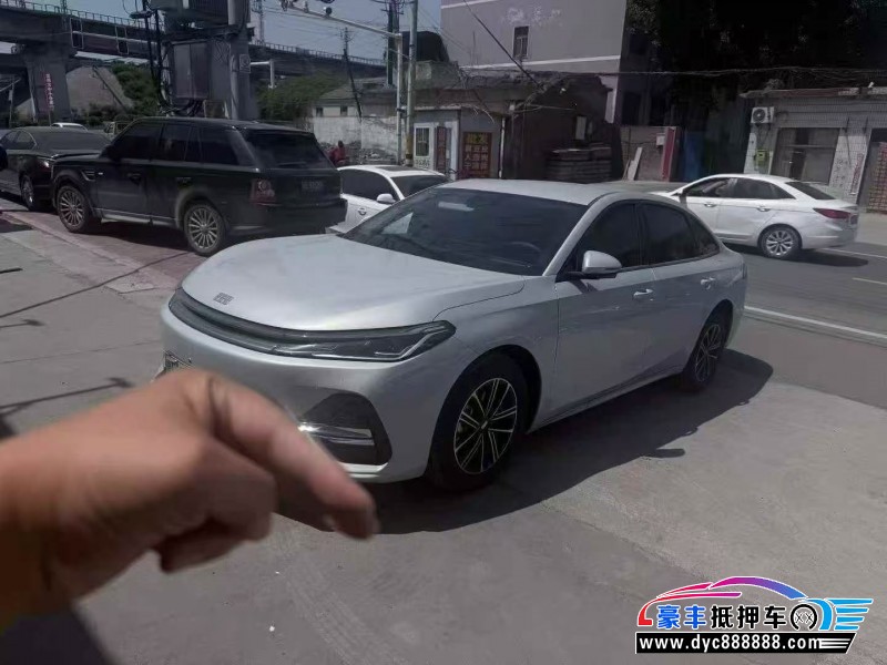 25年吉利银河轿车抵押车出售