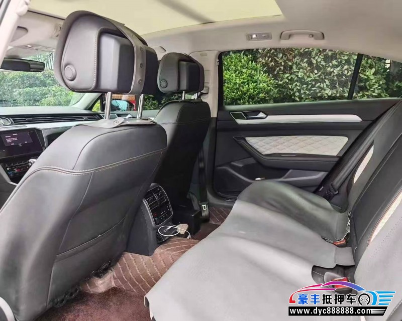 23年大众迈腾轿车抵押车出售