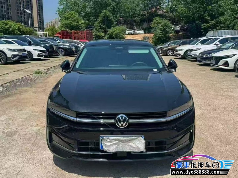 25年大众迈腾轿车抵押车出售