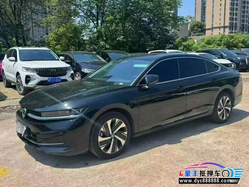 25年大众迈腾轿车抵押车出售