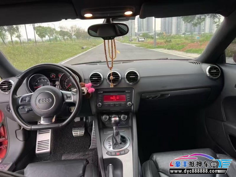 12年奥迪TT轿车抵押车出售