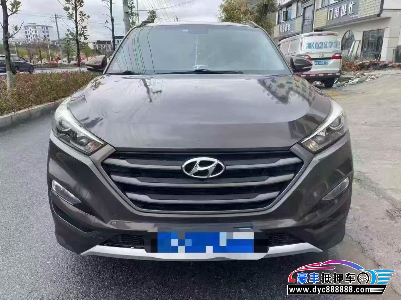 抵押车出售18年现代途胜轿车