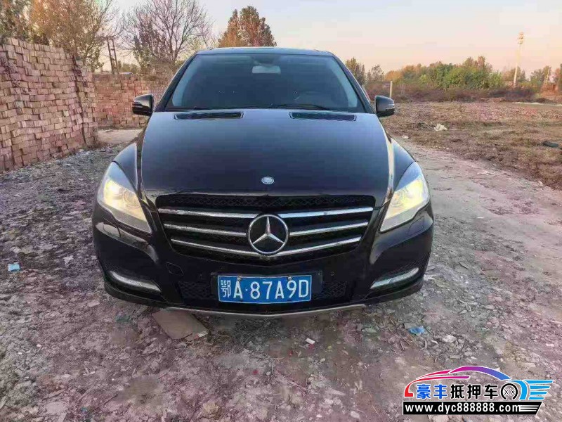 抵押车出售17年奔驰R轿车