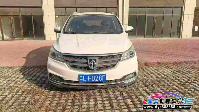 抵押车出售21年宝骏730轿车