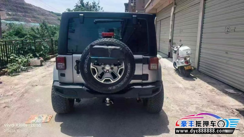 18年Jeep牧马人轿车抵押车出售