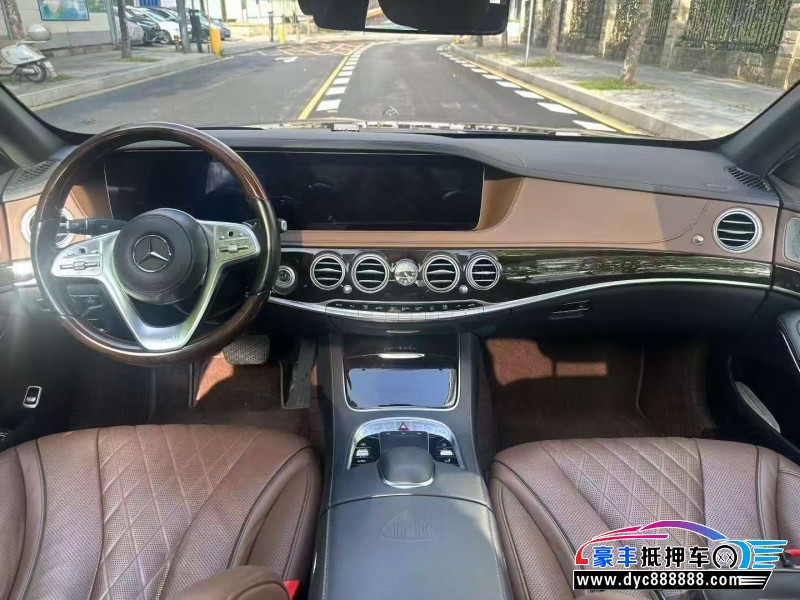 19年奔驰S轿车抵押车出售