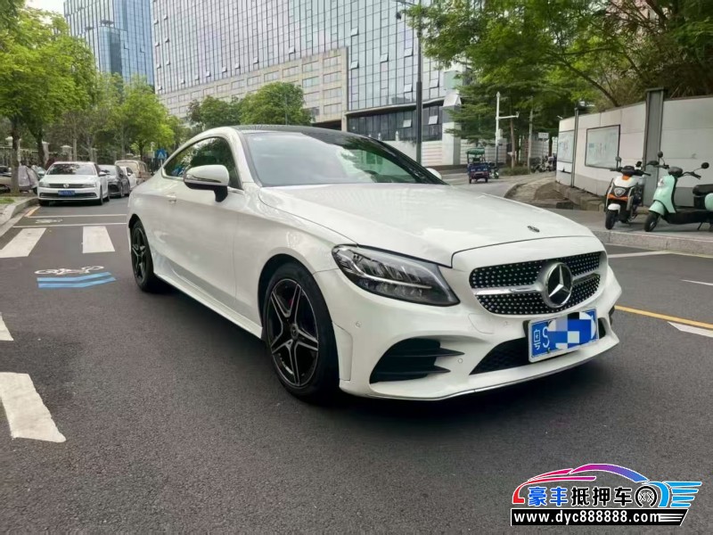 21年奔驰C轿车抵押车出售