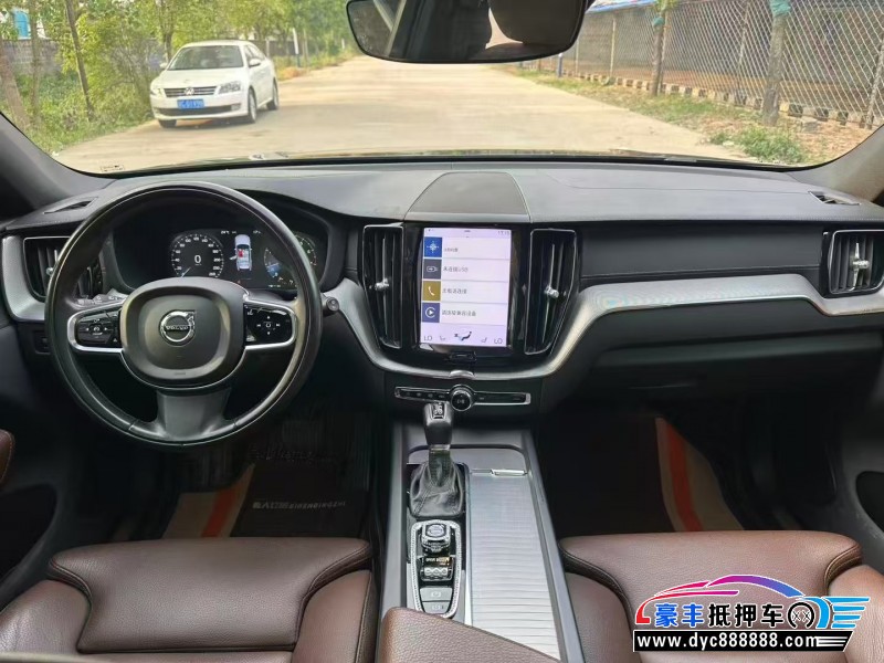 21年沃尔沃XC60轿车抵押车出售