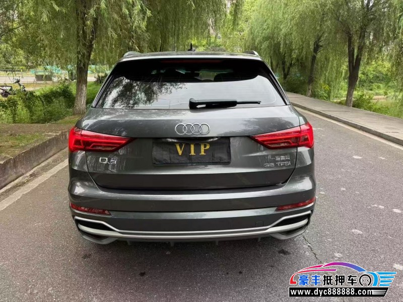 19年奥迪Q3轿车抵押车出售
