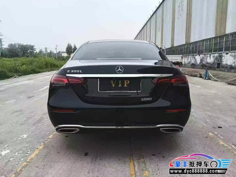 21年奔驰E轿车抵押车出售