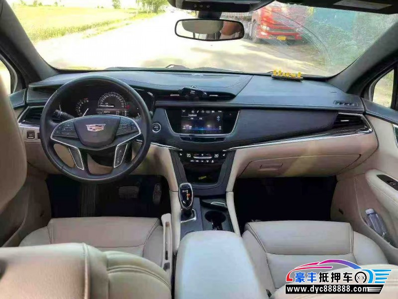 16年凯迪拉克XT5轿车抵押车出售
