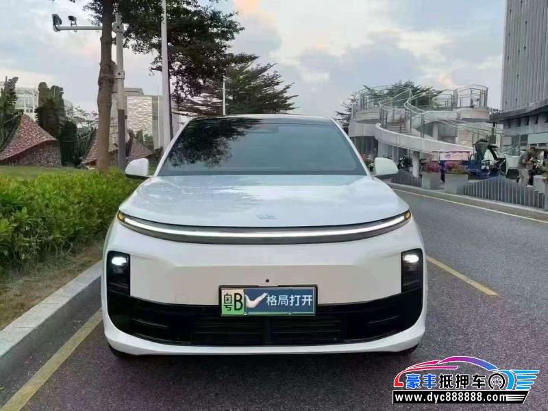 25年理想L6轿车抵押车出售