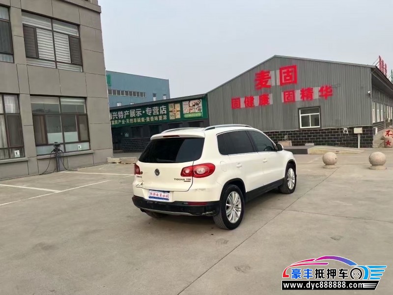 12年大众途观轿车抵押车出售