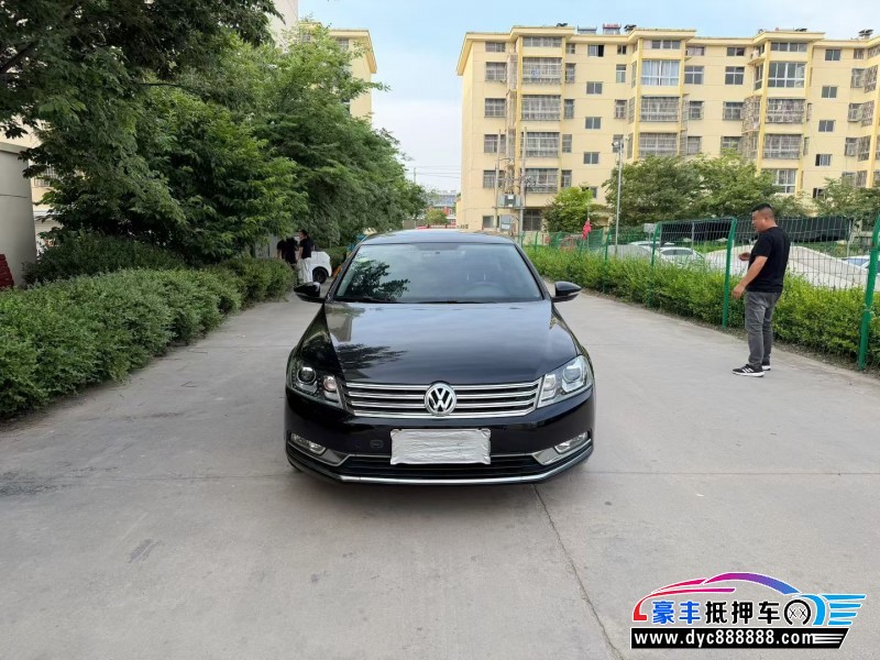 16年大众迈腾轿车抵押车出售