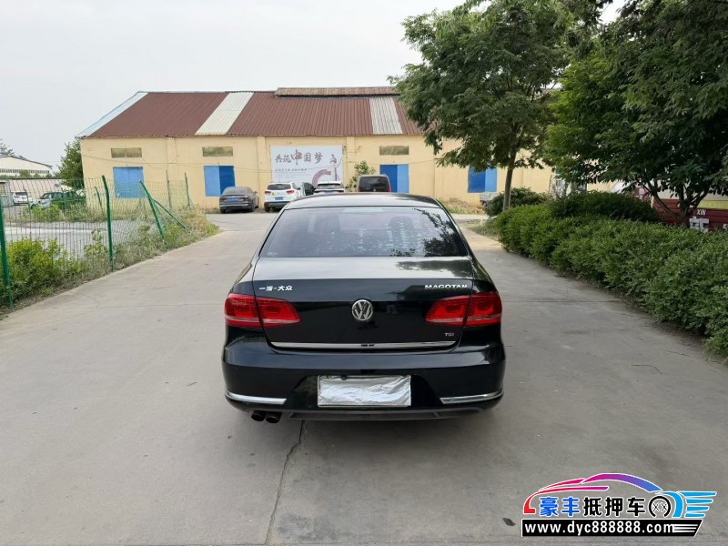 16年大众迈腾轿车抵押车出售