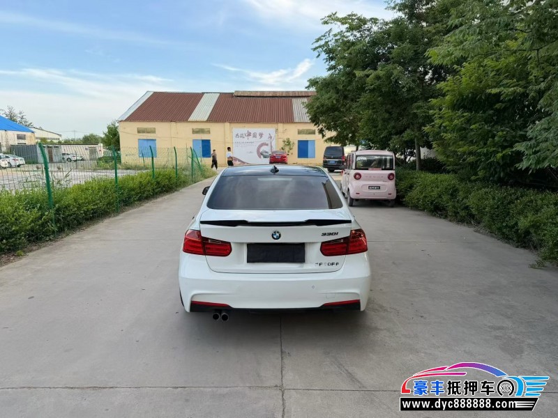 15年宝马3系轿车抵押车出售