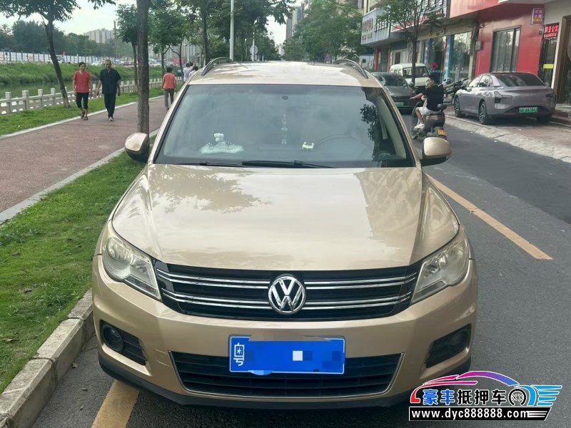 12年大众途观轿车抵押车出售