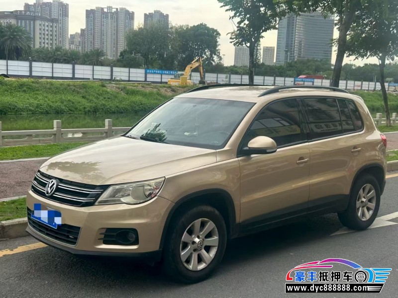 12年大众途观轿车抵押车出售