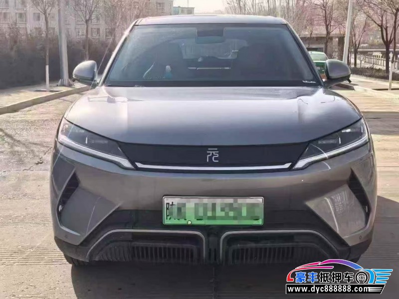 抵押车出售25年比亚迪元轿车