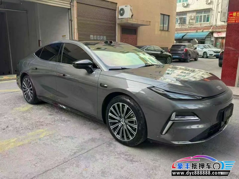 25年吉利银河轿车抵押车出售