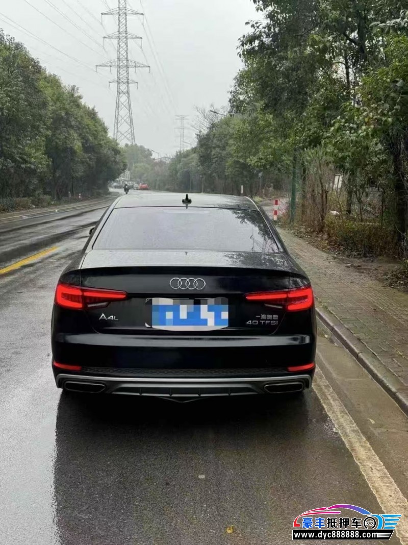 19年奥迪A4L轿车抵押车出售