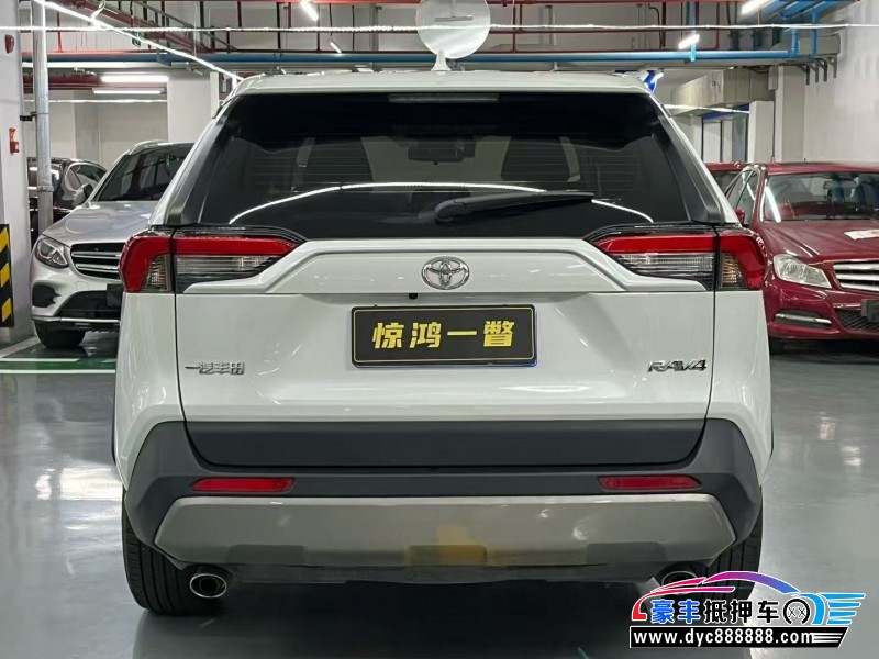 25年丰田RAV4轿车抵押车出售