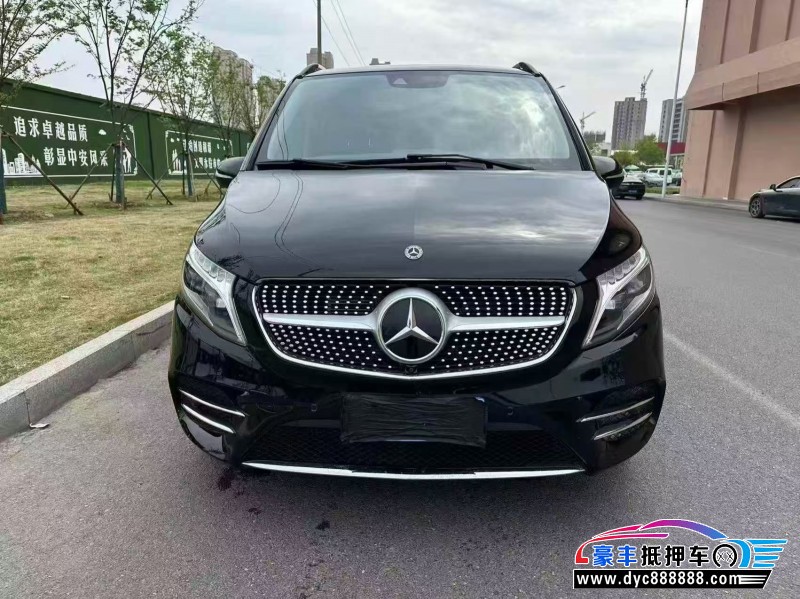 21年奔驰V轿车抵押车出售